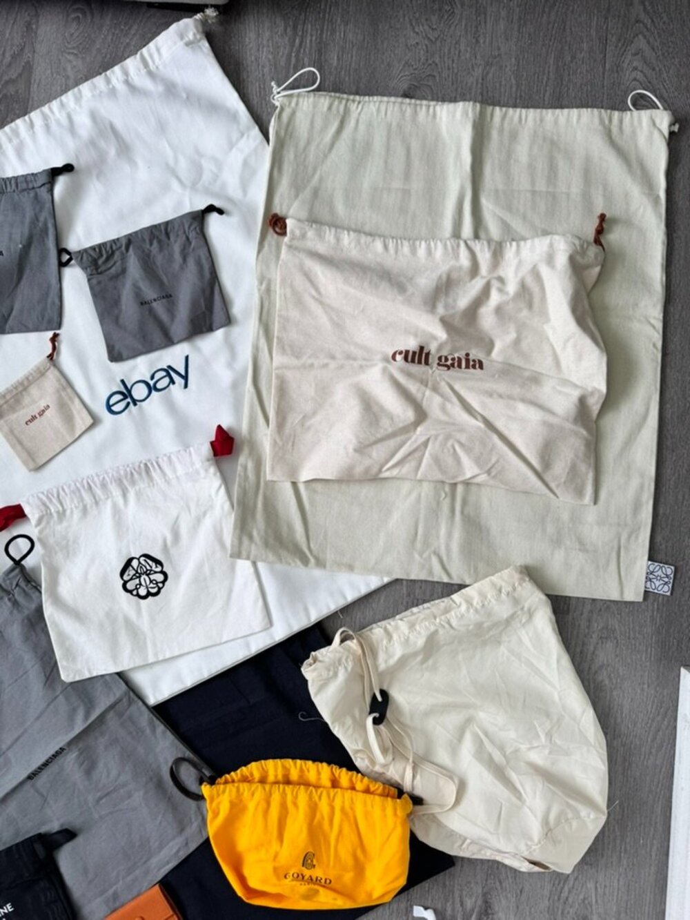 Luxury Dust Bags Bundle – Hermes, Dior, Valentino, LV, Celine, Balenciaga & more - Picture 3 of 8